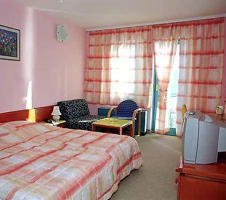 Stella 3* Neum