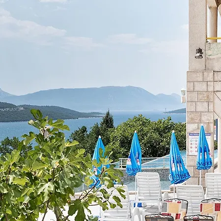 Stella 3* Neum