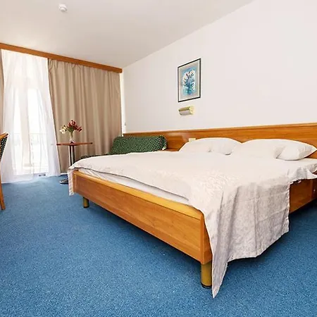 Stella 3* Neum